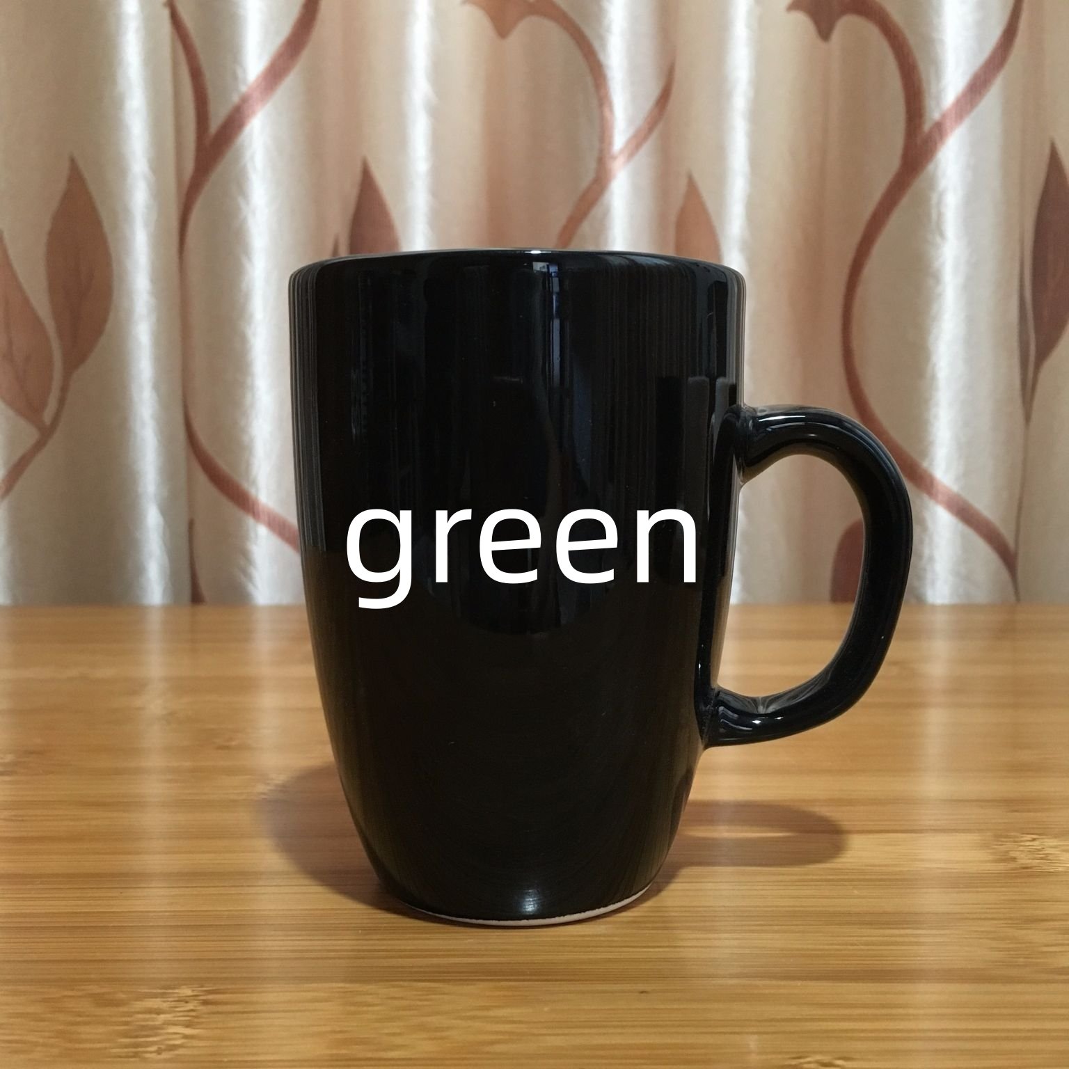 Ceramic Couple Has A Coffee Cup Ceramic Couple Has A Coffee Cup